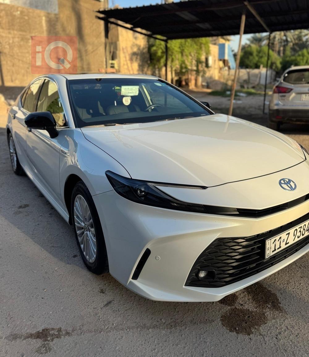 تۆیۆتا کامری